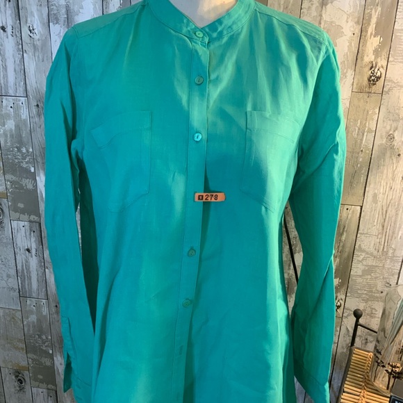 Set of four Eileen Fisher organic Irish Linen button down tops. Size S - Picture 2 of 7